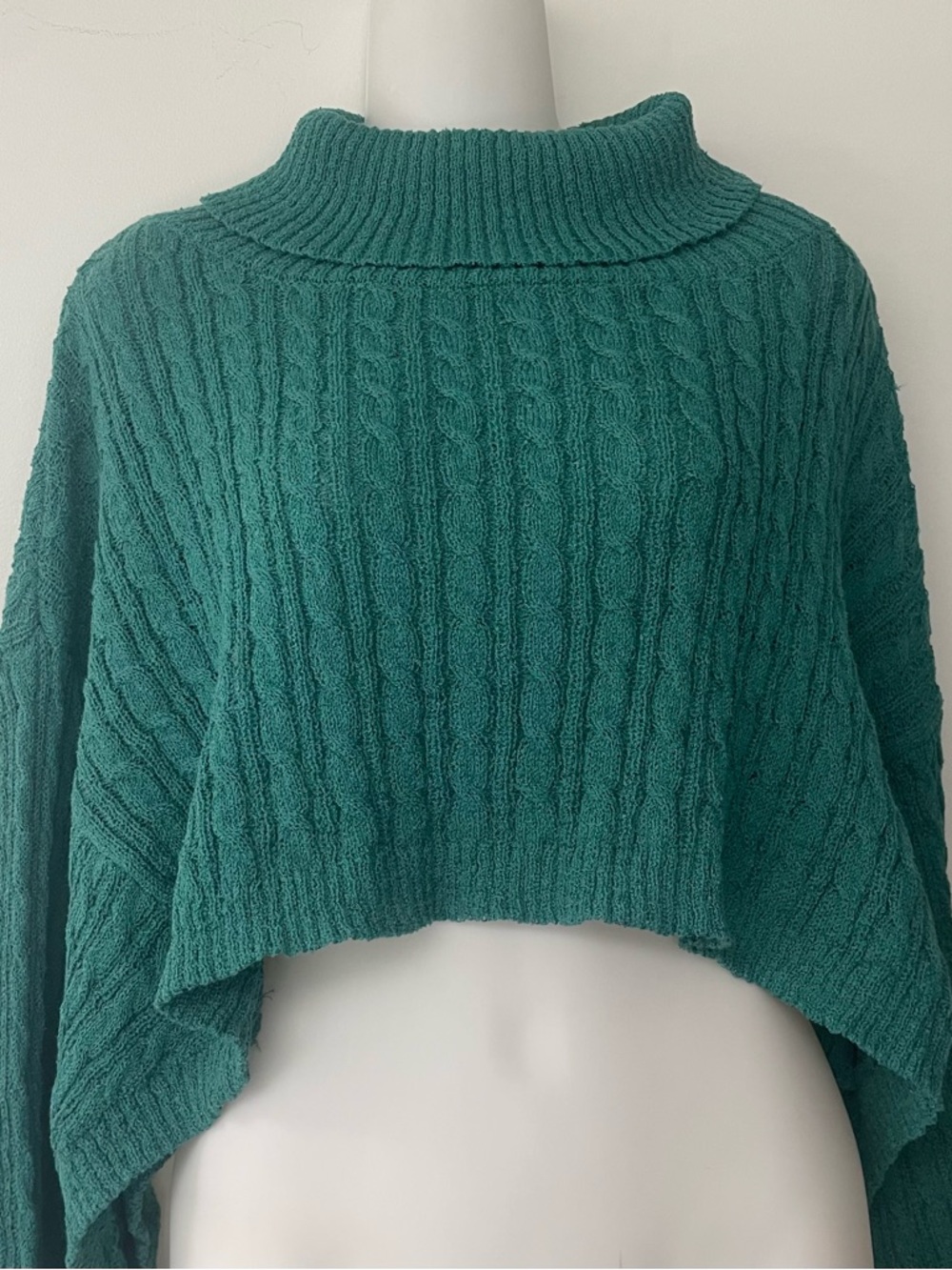 Cropped Cable-Knit Poncho Sweater in Teal - Size 1X